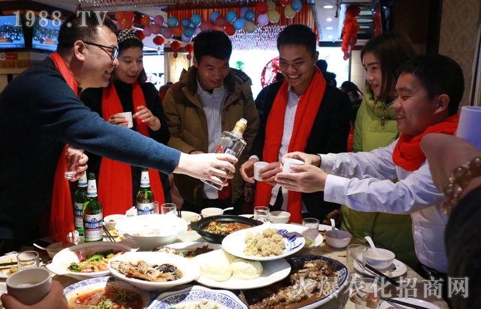 �ڻ𱬣���Ҋ(ji��n)��һ�ӵ��Լ�