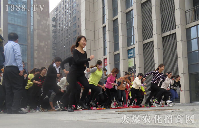 ǰ�����й�