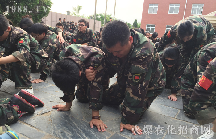 ��չ��һ���^�X�L(f��ng)����˼����Ӗ(x��n)�������m(x��)