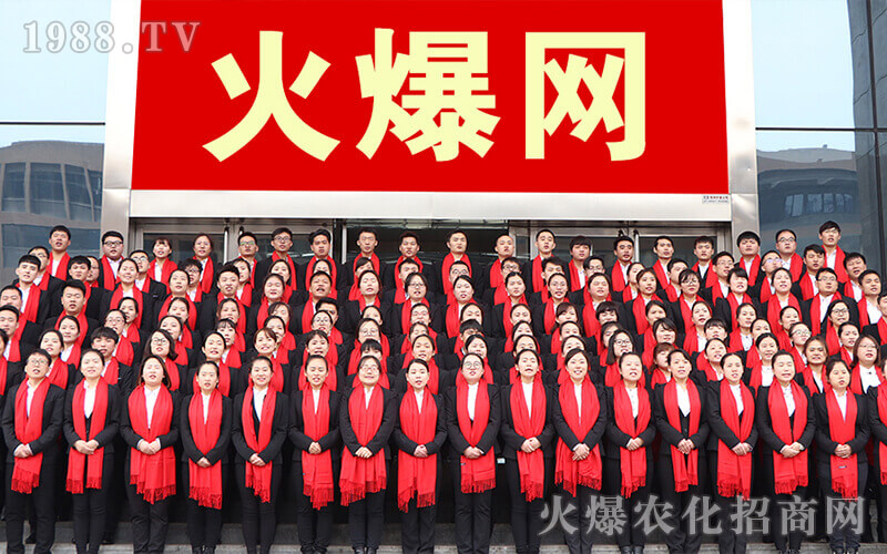 ���L(zh��ng)·�ϣ������������ж�ǰ����