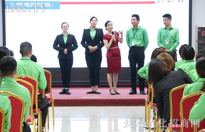 �W�Y����