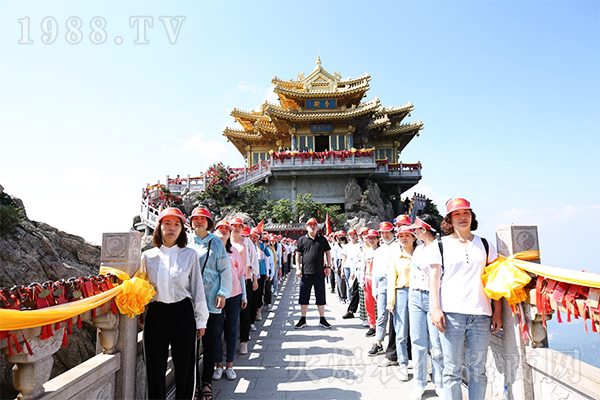 云飄霧繞老君山,難忘的悟道之旅