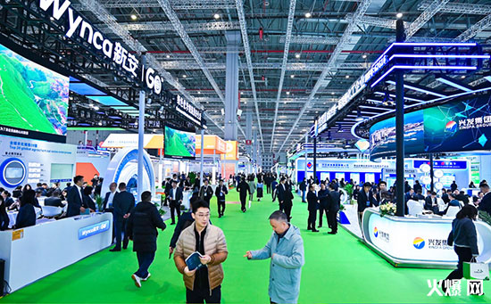 2026�Ϻ�CAC�r(n��ng)��չ�Gɫֲ�������B(t��i)ͬ�У�