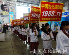 2015�ӱ�ֲ�������r���˲�ηǰ��