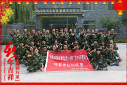 ���P��˹���F��ף��������d�����H�Қg����