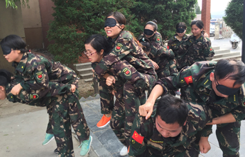 頑強拼搏，超越自我！