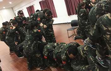 頑強拼搏，超越自我，不鳴則已，一鳴驚人！