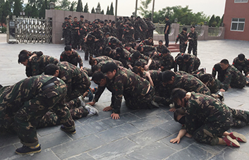 坎坷人生路，找回自己，懂得謙卑，學(xué)會感恩！