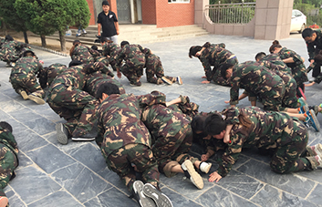 朋友一生一起走，那些日子不再有！