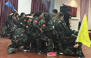 火爆大家庭，擰成一股繩！