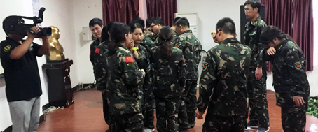 領(lǐng)袖受罰、團(tuán)隊集體承擔(dān)！