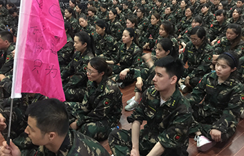 競爭是完善自我、讓人向上的不竭動力！