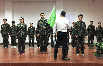 成王敗寇，再辣的青椒、再冷的冰水甘心承受！