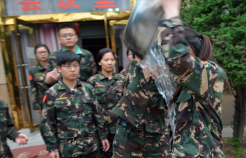 失敗并不可怕，可怕的是你失去面對失敗的勇氣！