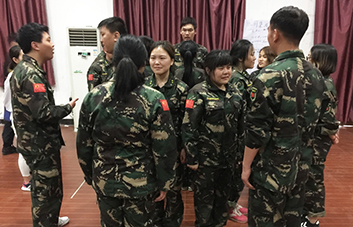 最真誠的慷慨就是贊賞他人！