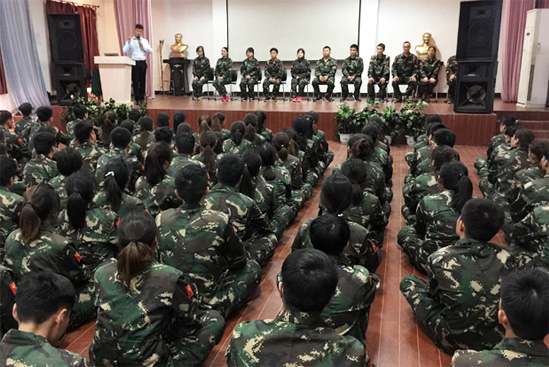 青春飛揚，全力向上；沒有哪家公司因為嚴(yán)格管理而倒閉！