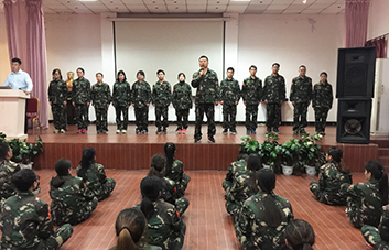 毛遂自薦、領(lǐng)袖選拔，感受領(lǐng)導(dǎo)的責(zé)任與辛酸！