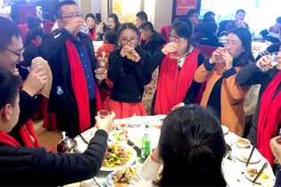 �r(n��ng)���W(w��ng)��Ӣ�c�𱬾W(w��ng)�ο�ʹ��R��������