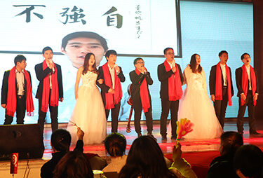 ������ɽ��һ�������H�������˺ܶ��˵�����